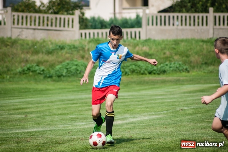 Zdjęcie w galerii na portalu naszraciborz.pl: MOSiR Jastrzębie zwycięzcą pierwszego dnia Turnieju im. Zbigniewa Oszka wiadomości z regionu