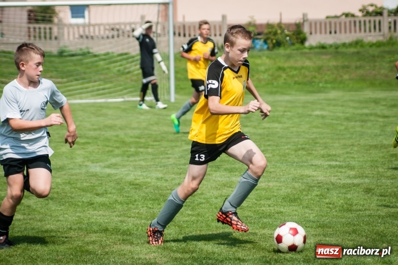 Zdjęcie w galerii na portalu naszraciborz.pl: MOSiR Jastrzębie zwycięzcą pierwszego dnia Turnieju im. Zbigniewa Oszka wiadomości z regionu