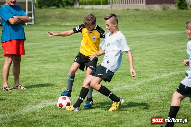 Zdjęcie w galerii na portalu naszraciborz.pl: MOSiR Jastrzębie zwycięzcą pierwszego dnia Turnieju im. Zbigniewa Oszka wiadomości z regionu