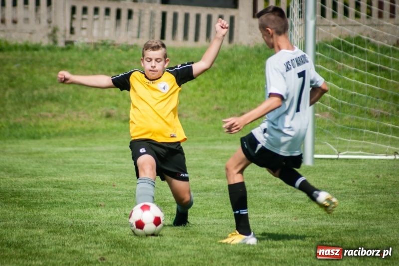 Zdjęcie w galerii na portalu naszraciborz.pl: MOSiR Jastrzębie zwycięzcą pierwszego dnia Turnieju im. Zbigniewa Oszka wiadomości z regionu