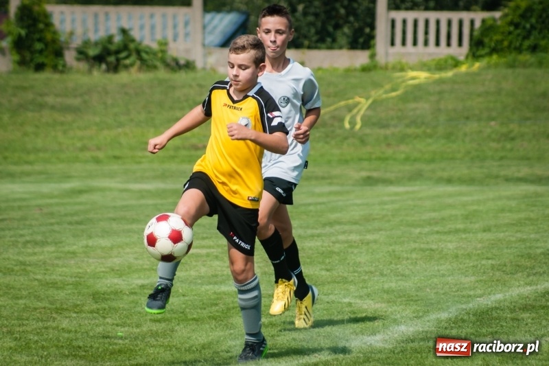 Zdjęcie w galerii na portalu naszraciborz.pl: MOSiR Jastrzębie zwycięzcą pierwszego dnia Turnieju im. Zbigniewa Oszka wiadomości z regionu