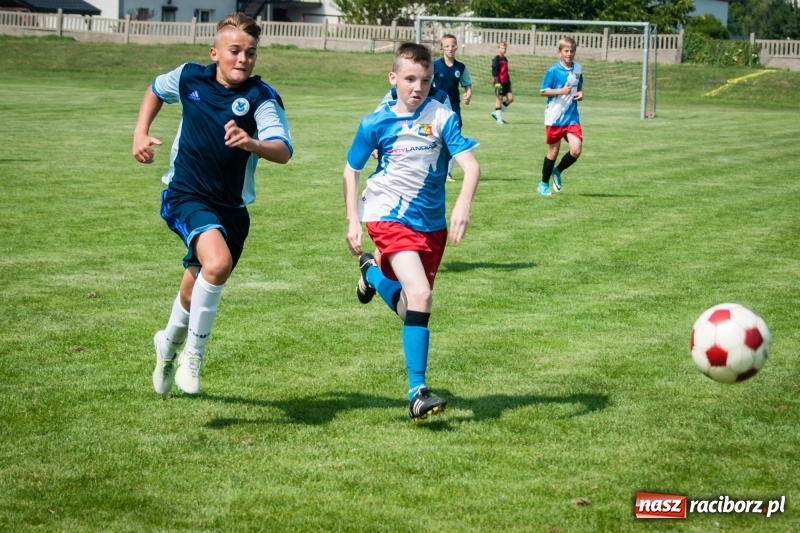 Zdjęcie w galerii na portalu naszraciborz.pl: MOSiR Jastrzębie zwycięzcą pierwszego dnia Turnieju im. Zbigniewa Oszka wiadomości z regionu