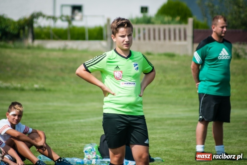 Zdjęcie w galerii na portalu naszraciborz.pl: MOSiR Jastrzębie zwycięzcą pierwszego dnia Turnieju im. Zbigniewa Oszka wiadomości z regionu