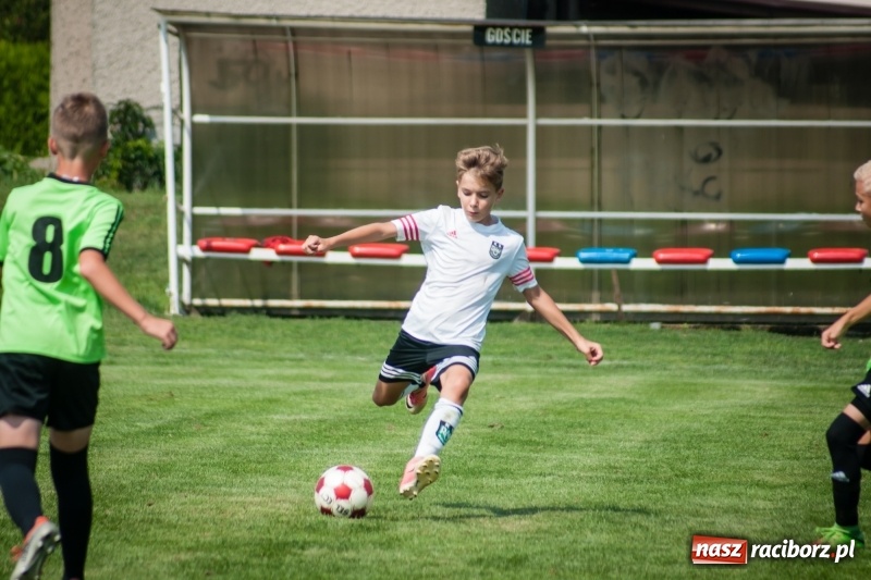 Zdjęcie w galerii na portalu naszraciborz.pl: MOSiR Jastrzębie zwycięzcą pierwszego dnia Turnieju im. Zbigniewa Oszka wiadomości z regionu