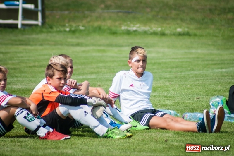 Zdjęcie w galerii na portalu naszraciborz.pl: MOSiR Jastrzębie zwycięzcą pierwszego dnia Turnieju im. Zbigniewa Oszka wiadomości z regionu
