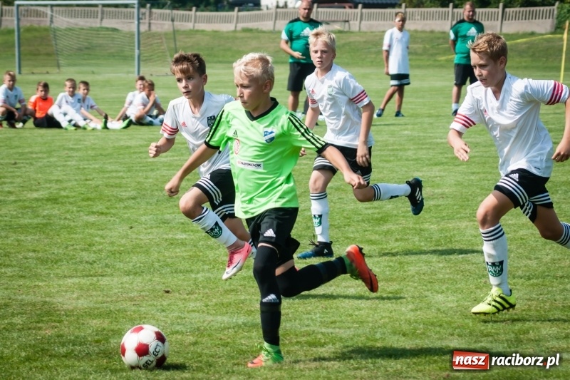 Zdjęcie w galerii na portalu naszraciborz.pl: MOSiR Jastrzębie zwycięzcą pierwszego dnia Turnieju im. Zbigniewa Oszka wiadomości z regionu