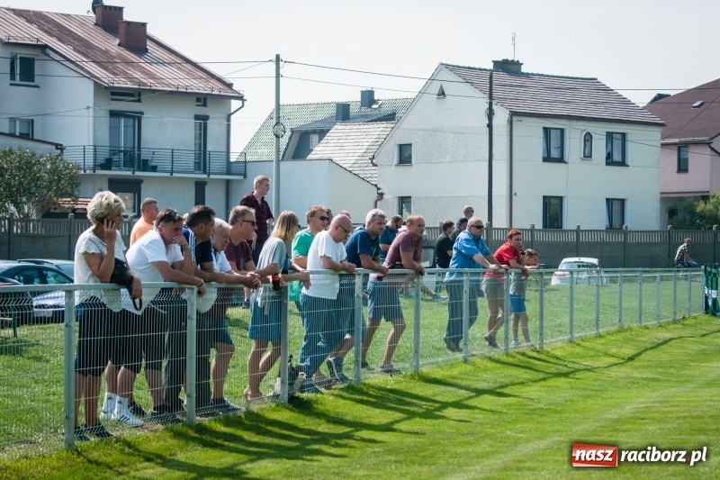 Zdjęcie w galerii na portalu naszraciborz.pl: MOSiR Jastrzębie zwycięzcą pierwszego dnia Turnieju im. Zbigniewa Oszka wiadomości z regionu