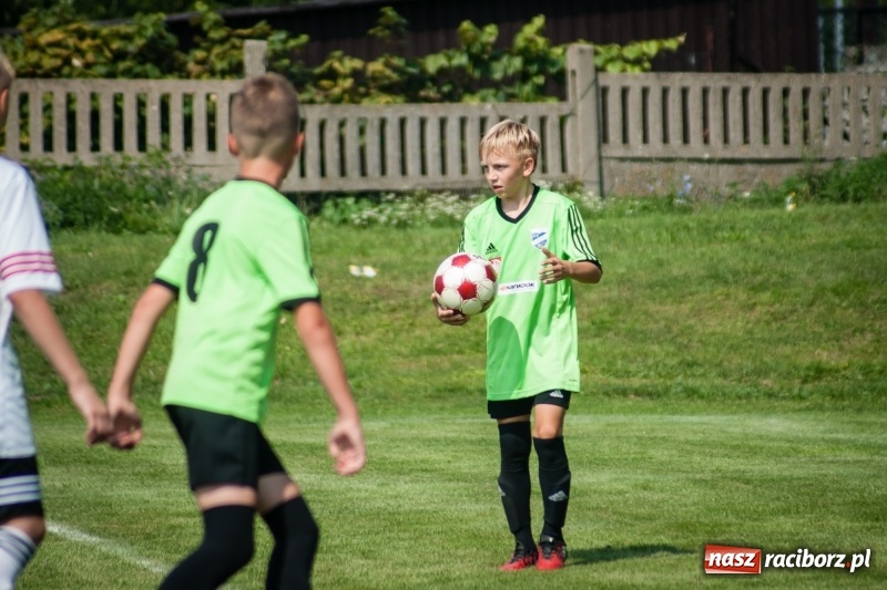 Zdjęcie w galerii na portalu naszraciborz.pl: MOSiR Jastrzębie zwycięzcą pierwszego dnia Turnieju im. Zbigniewa Oszka wiadomości z regionu