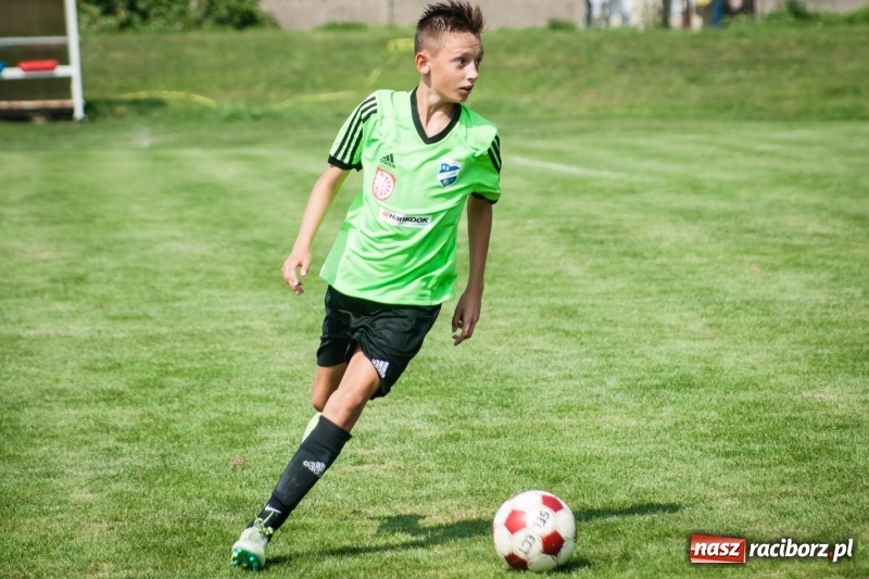 Zdjęcie w galerii na portalu naszraciborz.pl: MOSiR Jastrzębie zwycięzcą pierwszego dnia Turnieju im. Zbigniewa Oszka wiadomości z regionu