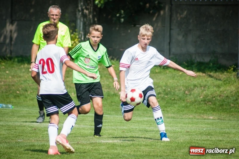 Zdjęcie w galerii na portalu naszraciborz.pl: MOSiR Jastrzębie zwycięzcą pierwszego dnia Turnieju im. Zbigniewa Oszka wiadomości z regionu