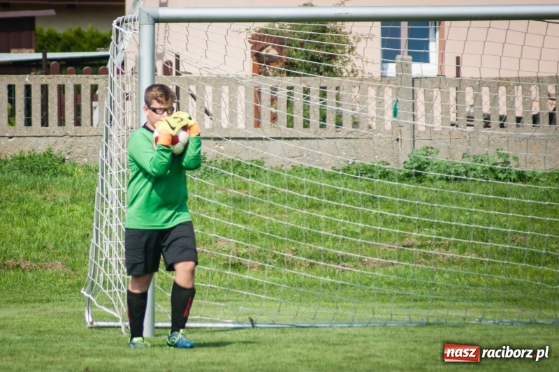 Zdjęcie w galerii na portalu naszraciborz.pl: MOSiR Jastrzębie zwycięzcą pierwszego dnia Turnieju im. Zbigniewa Oszka wiadomości z regionu