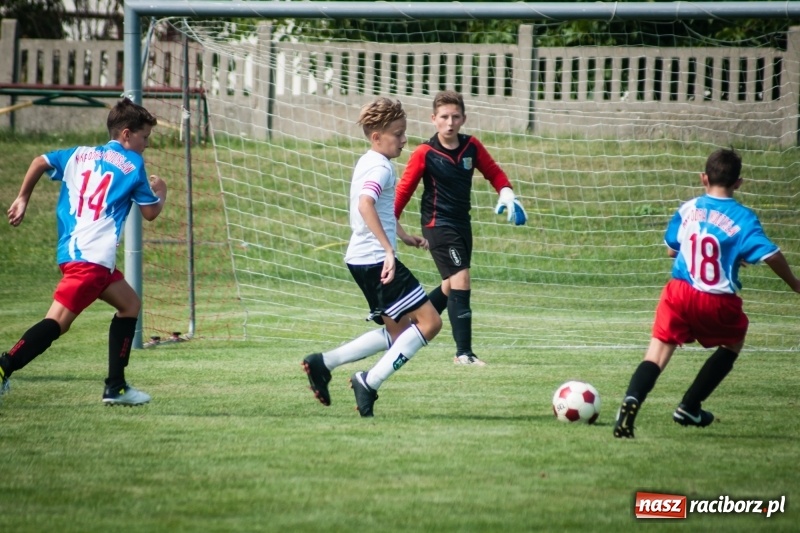 Zdjęcie w galerii na portalu naszraciborz.pl: MOSiR Jastrzębie zwycięzcą pierwszego dnia Turnieju im. Zbigniewa Oszka wiadomości z regionu