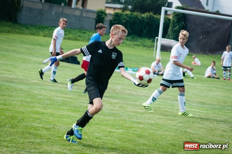 Zdjęcie w galerii na portalu naszraciborz.pl: MOSiR Jastrzębie zwycięzcą pierwszego dnia Turnieju im. Zbigniewa Oszka wiadomości z regionu