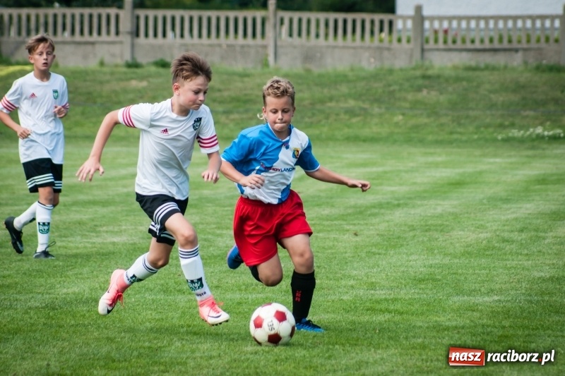 Zdjęcie w galerii na portalu naszraciborz.pl: MOSiR Jastrzębie zwycięzcą pierwszego dnia Turnieju im. Zbigniewa Oszka wiadomości z regionu