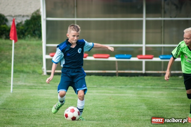 Zdjęcie w galerii na portalu naszraciborz.pl: MOSiR Jastrzębie zwycięzcą pierwszego dnia Turnieju im. Zbigniewa Oszka wiadomości z regionu