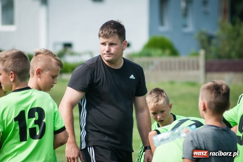 Zdjęcie w galerii na portalu naszraciborz.pl: MOSiR Jastrzębie zwycięzcą pierwszego dnia Turnieju im. Zbigniewa Oszka wiadomości z regionu