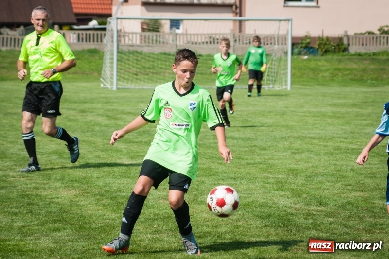 Zdjęcie w galerii na portalu naszraciborz.pl: MOSiR Jastrzębie zwycięzcą pierwszego dnia Turnieju im. Zbigniewa Oszka wiadomości z regionu