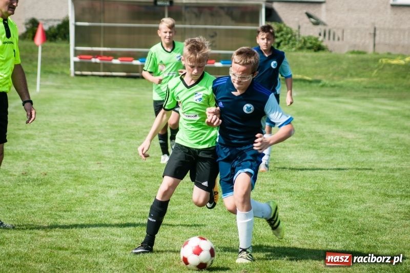 Zdjęcie w galerii na portalu naszraciborz.pl: MOSiR Jastrzębie zwycięzcą pierwszego dnia Turnieju im. Zbigniewa Oszka wiadomości z regionu