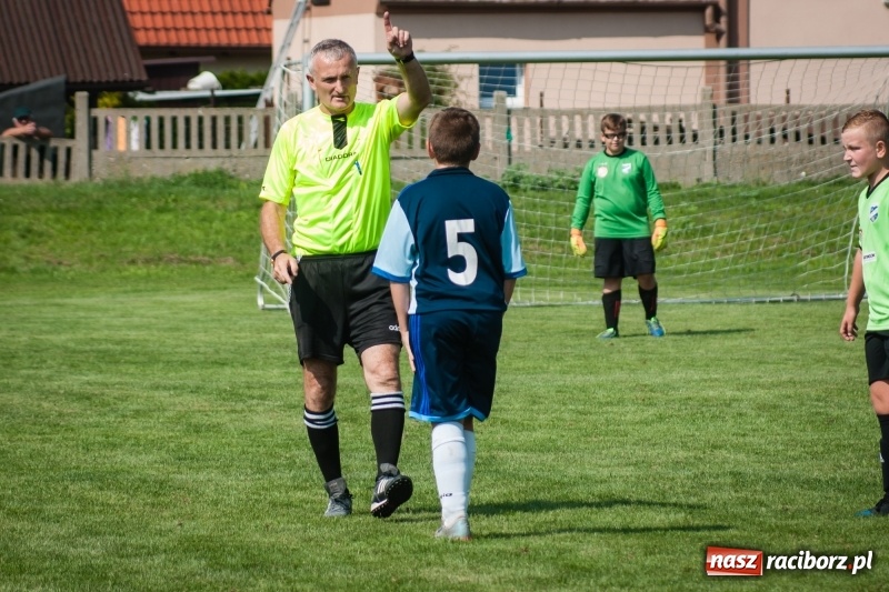 Zdjęcie w galerii na portalu naszraciborz.pl: MOSiR Jastrzębie zwycięzcą pierwszego dnia Turnieju im. Zbigniewa Oszka wiadomości z regionu