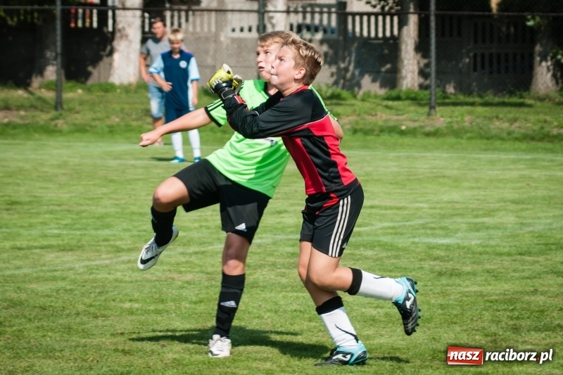 Zdjęcie w galerii na portalu naszraciborz.pl: MOSiR Jastrzębie zwycięzcą pierwszego dnia Turnieju im. Zbigniewa Oszka wiadomości z regionu