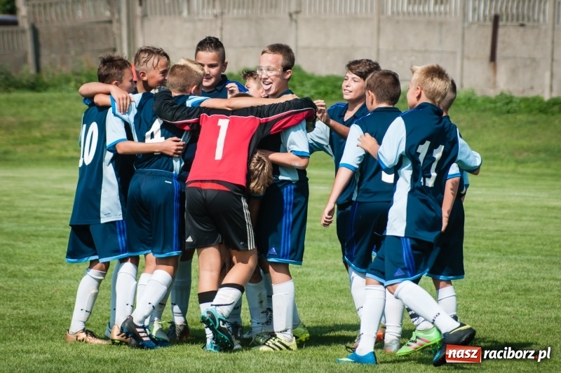 Zdjęcie w galerii na portalu naszraciborz.pl: MOSiR Jastrzębie zwycięzcą pierwszego dnia Turnieju im. Zbigniewa Oszka wiadomości z regionu