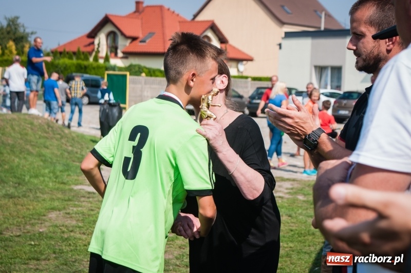 Zdjęcie w galerii na portalu naszraciborz.pl: MOSiR Jastrzębie zwycięzcą pierwszego dnia Turnieju im. Zbigniewa Oszka wiadomości z regionu