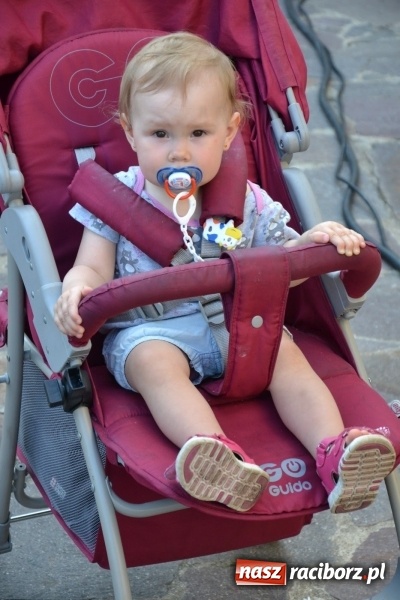 Zdjęcie w galerii na portalu naszraciborz.pl: Piosenki na Zamku czar..., czyli spotkanie muzyczne na Zamku Piastowskim wiadomości z regionu