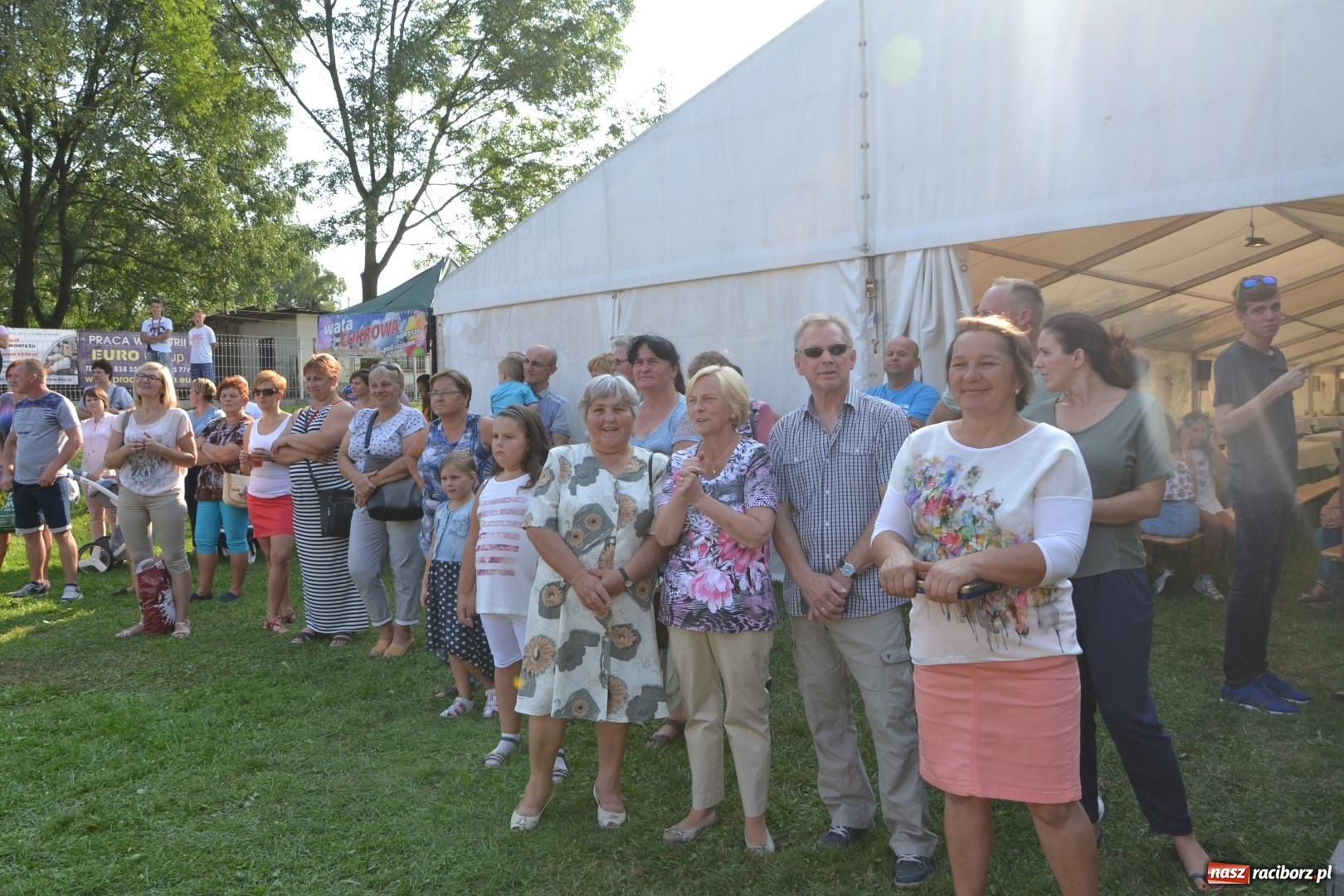 Zdjęcie w galerii na portalu naszraciborz.pl: Dożynki wojewódzkie w Tworkowie - w sobotę rozpoczęła się zabawa  wiadomości z regionu