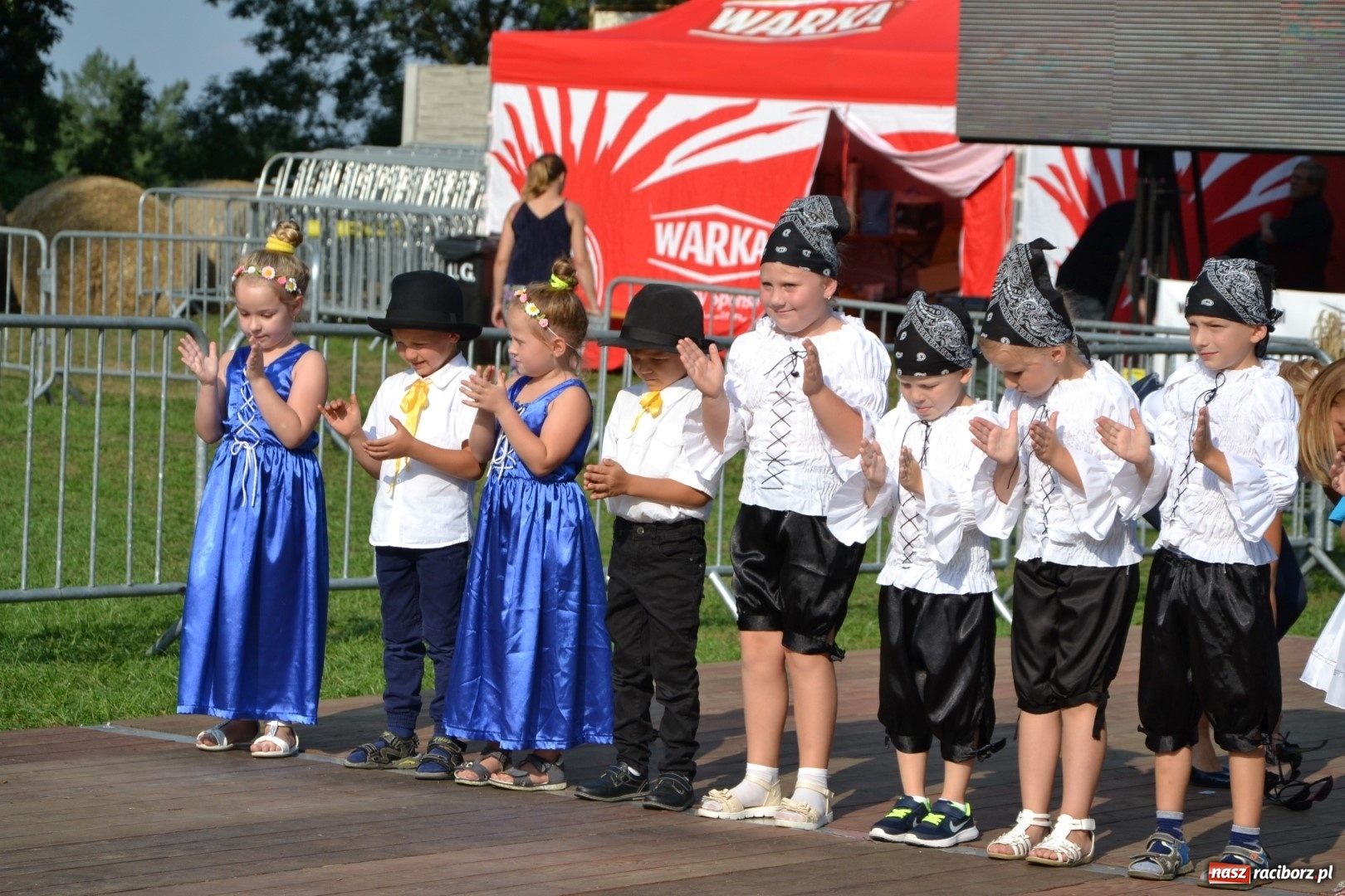 Zdjęcie w galerii na portalu naszraciborz.pl: Dożynki wojewódzkie w Tworkowie - w sobotę rozpoczęła się zabawa  wiadomości z regionu