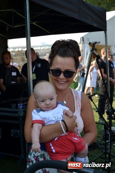 Zdjęcie w galerii na portalu naszraciborz.pl: Dożynki wojewódzkie w Tworkowie - w sobotę rozpoczęła się zabawa  wiadomości z regionu