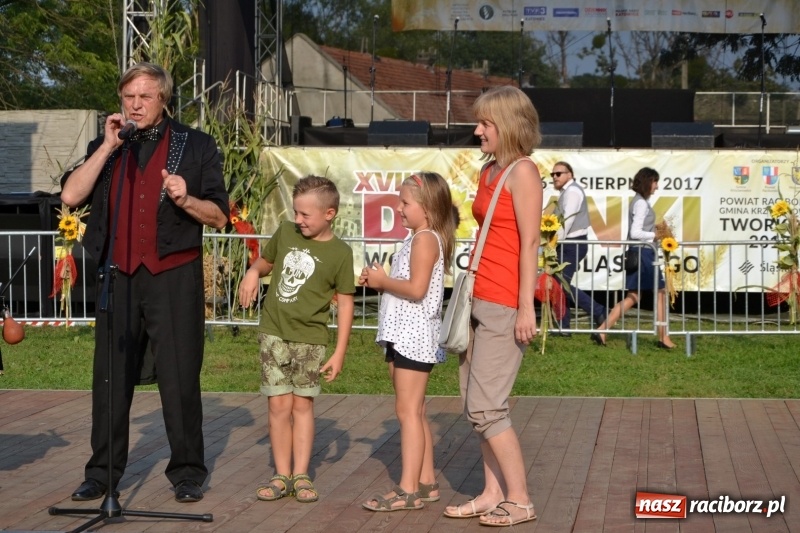 Zdjęcie w galerii na portalu naszraciborz.pl: Dożynki wojewódzkie w Tworkowie - w sobotę rozpoczęła się zabawa  wiadomości z regionu