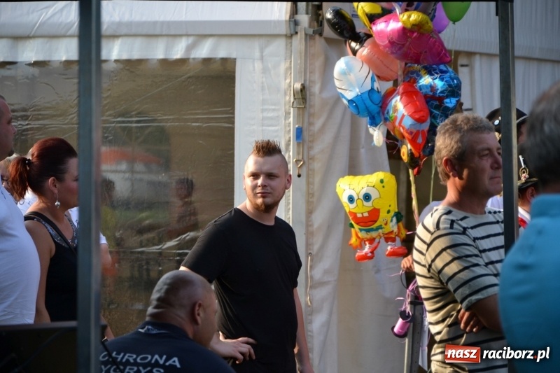 Zdjęcie w galerii na portalu naszraciborz.pl: Dożynki wojewódzkie w Tworkowie - w sobotę rozpoczęła się zabawa  wiadomości z regionu