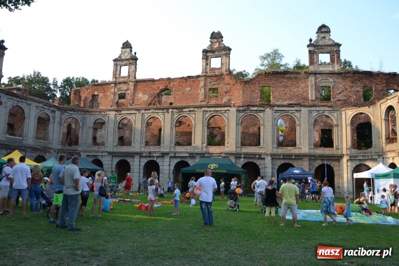 Zdjęcie w galerii na portalu naszraciborz.pl: Dożynki wojewódzkie w Tworkowie - w sobotę rozpoczęła się zabawa  wiadomości z regionu