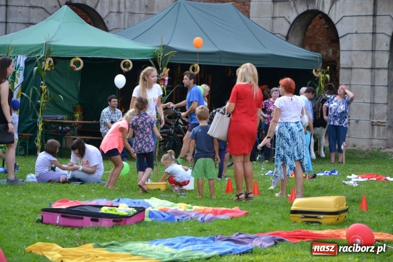 Zdjęcie w galerii na portalu naszraciborz.pl: Dożynki wojewódzkie w Tworkowie - w sobotę rozpoczęła się zabawa  wiadomości z regionu