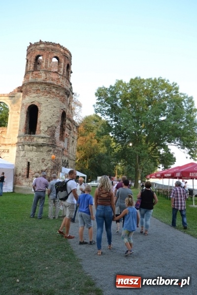 Zdjęcie w galerii na portalu naszraciborz.pl: Dożynki wojewódzkie w Tworkowie - w sobotę rozpoczęła się zabawa  wiadomości z regionu