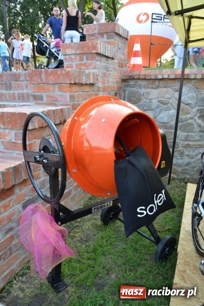 Zdjęcie w galerii na portalu naszraciborz.pl: Dożynki wojewódzkie w Tworkowie - w sobotę rozpoczęła się zabawa  wiadomości z regionu