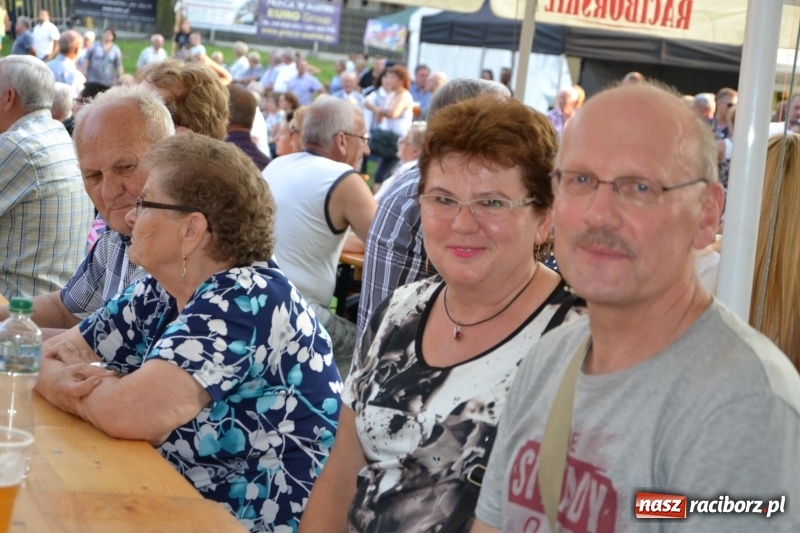 Zdjęcie w galerii na portalu naszraciborz.pl: Dożynki wojewódzkie w Tworkowie - w sobotę rozpoczęła się zabawa  wiadomości z regionu