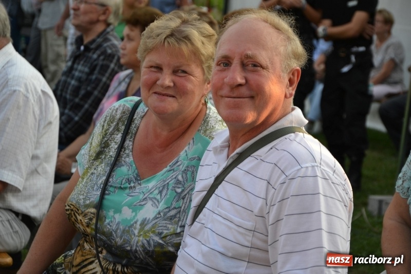 Zdjęcie w galerii na portalu naszraciborz.pl: Dożynki wojewódzkie w Tworkowie - w sobotę rozpoczęła się zabawa  wiadomości z regionu