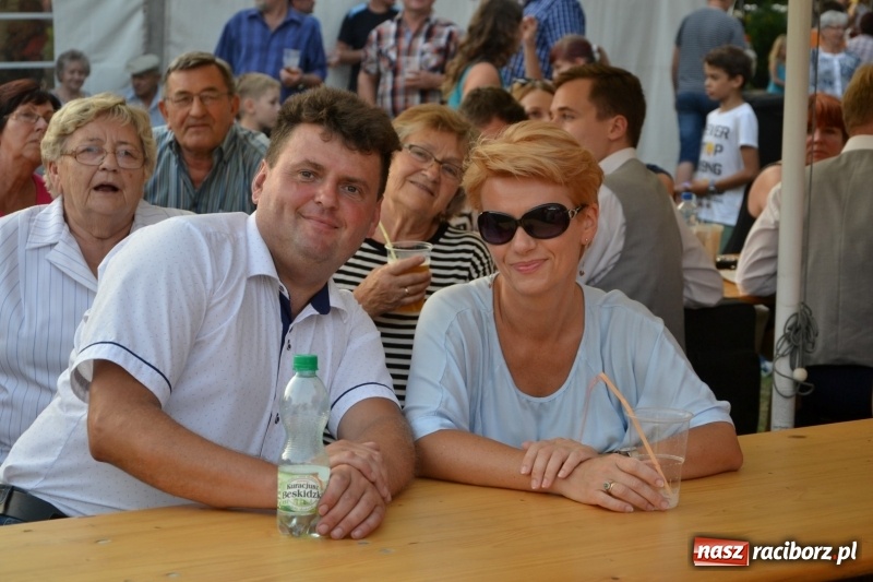 Zdjęcie w galerii na portalu naszraciborz.pl: Dożynki wojewódzkie w Tworkowie - w sobotę rozpoczęła się zabawa  wiadomości z regionu