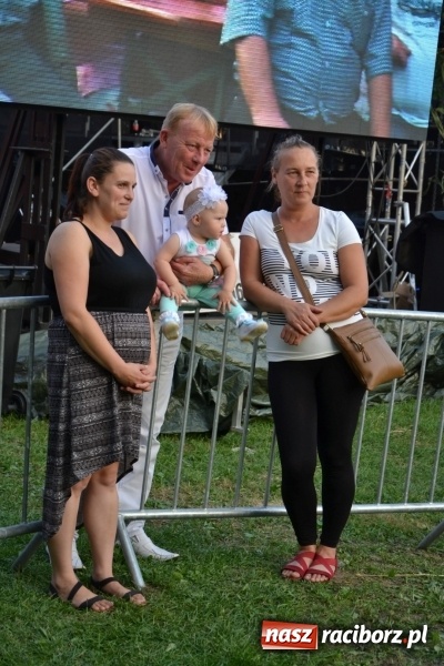 Zdjęcie w galerii na portalu naszraciborz.pl: Dożynki wojewódzkie w Tworkowie - w sobotę rozpoczęła się zabawa  wiadomości z regionu