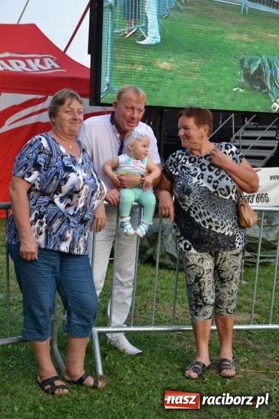 Zdjęcie w galerii na portalu naszraciborz.pl: Dożynki wojewódzkie w Tworkowie - w sobotę rozpoczęła się zabawa  wiadomości z regionu