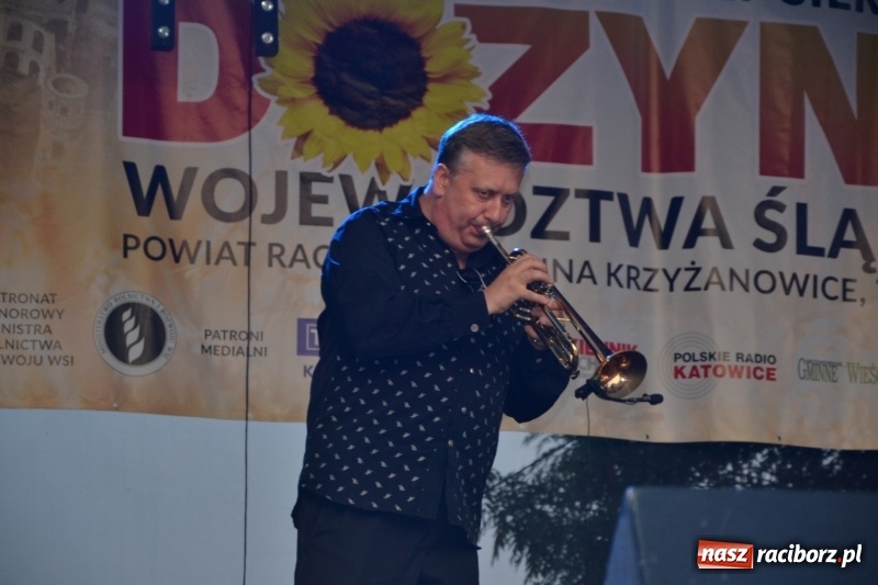 Zdjęcie w galerii na portalu naszraciborz.pl: Dożynki wojewódzkie w Tworkowie - w sobotę rozpoczęła się zabawa  wiadomości z regionu