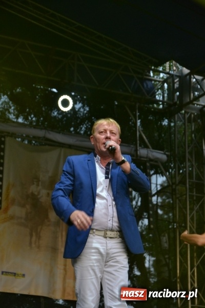 Zdjęcie w galerii na portalu naszraciborz.pl: Dożynki wojewódzkie w Tworkowie - w sobotę rozpoczęła się zabawa  wiadomości z regionu