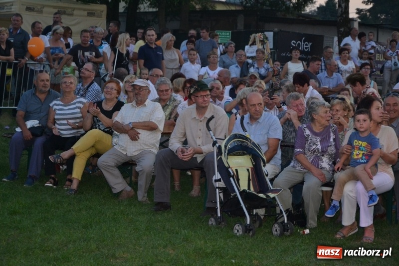 Zdjęcie w galerii na portalu naszraciborz.pl: Dożynki wojewódzkie w Tworkowie - w sobotę rozpoczęła się zabawa  wiadomości z regionu
