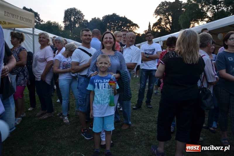 Zdjęcie w galerii na portalu naszraciborz.pl: Dożynki wojewódzkie w Tworkowie - w sobotę rozpoczęła się zabawa  wiadomości z regionu