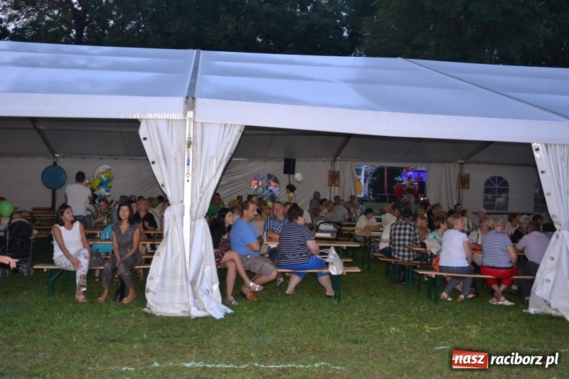 Zdjęcie w galerii na portalu naszraciborz.pl: Dożynki wojewódzkie w Tworkowie - w sobotę rozpoczęła się zabawa  wiadomości z regionu