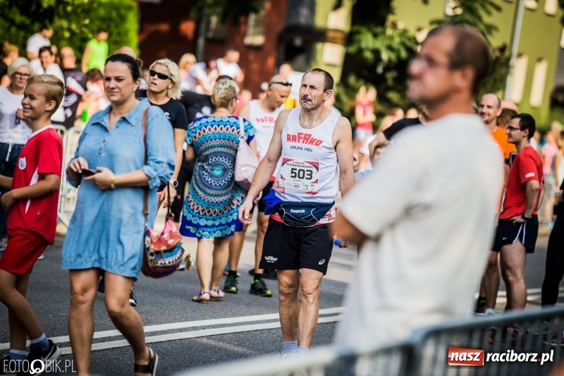 Zdjęcie w galerii na portalu naszraciborz.pl: Biegali dla Michałka, czyli raciborski Mini Półmaraton 2017 wiadomości z regionu