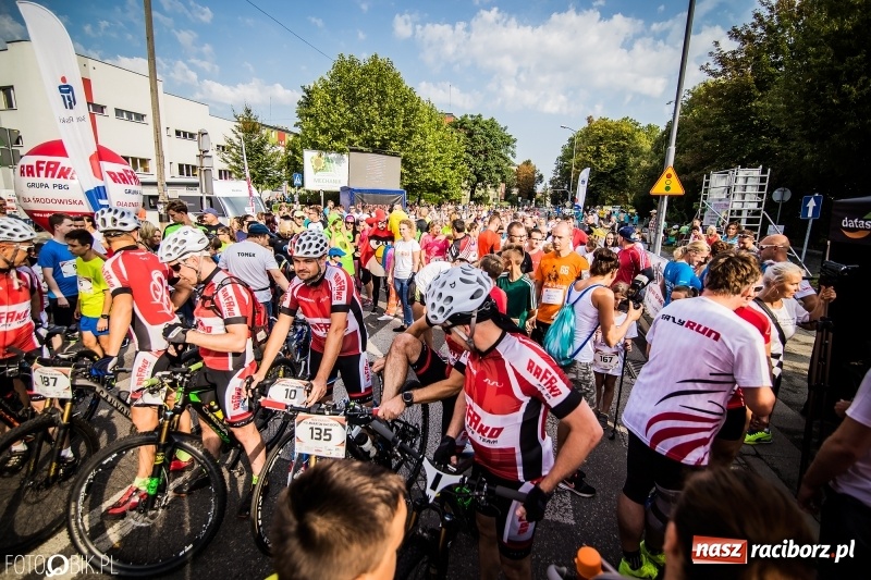 Zdjęcie w galerii na portalu naszraciborz.pl: Biegali dla Michałka, czyli raciborski Mini Półmaraton 2017 wiadomości z regionu