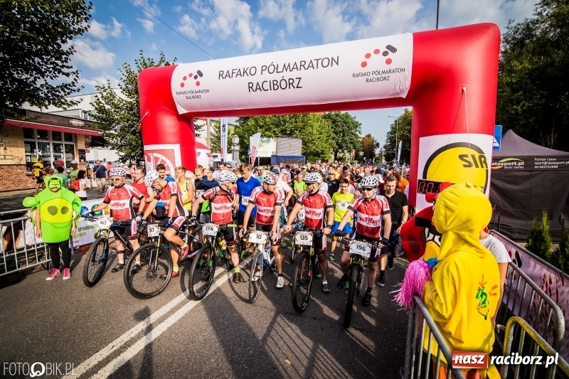 Zdjęcie w galerii na portalu naszraciborz.pl: Biegali dla Michałka, czyli raciborski Mini Półmaraton 2017 wiadomości z regionu