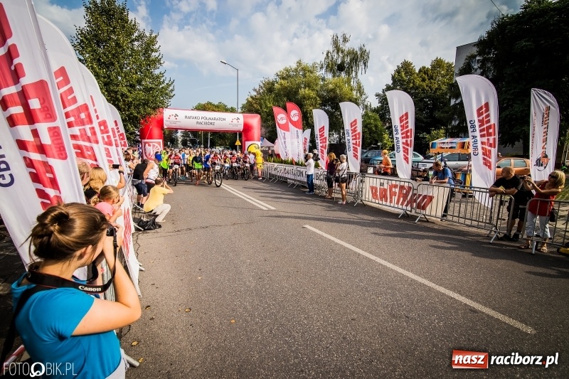 Zdjęcie w galerii na portalu naszraciborz.pl: Biegali dla Michałka, czyli raciborski Mini Półmaraton 2017 wiadomości z regionu